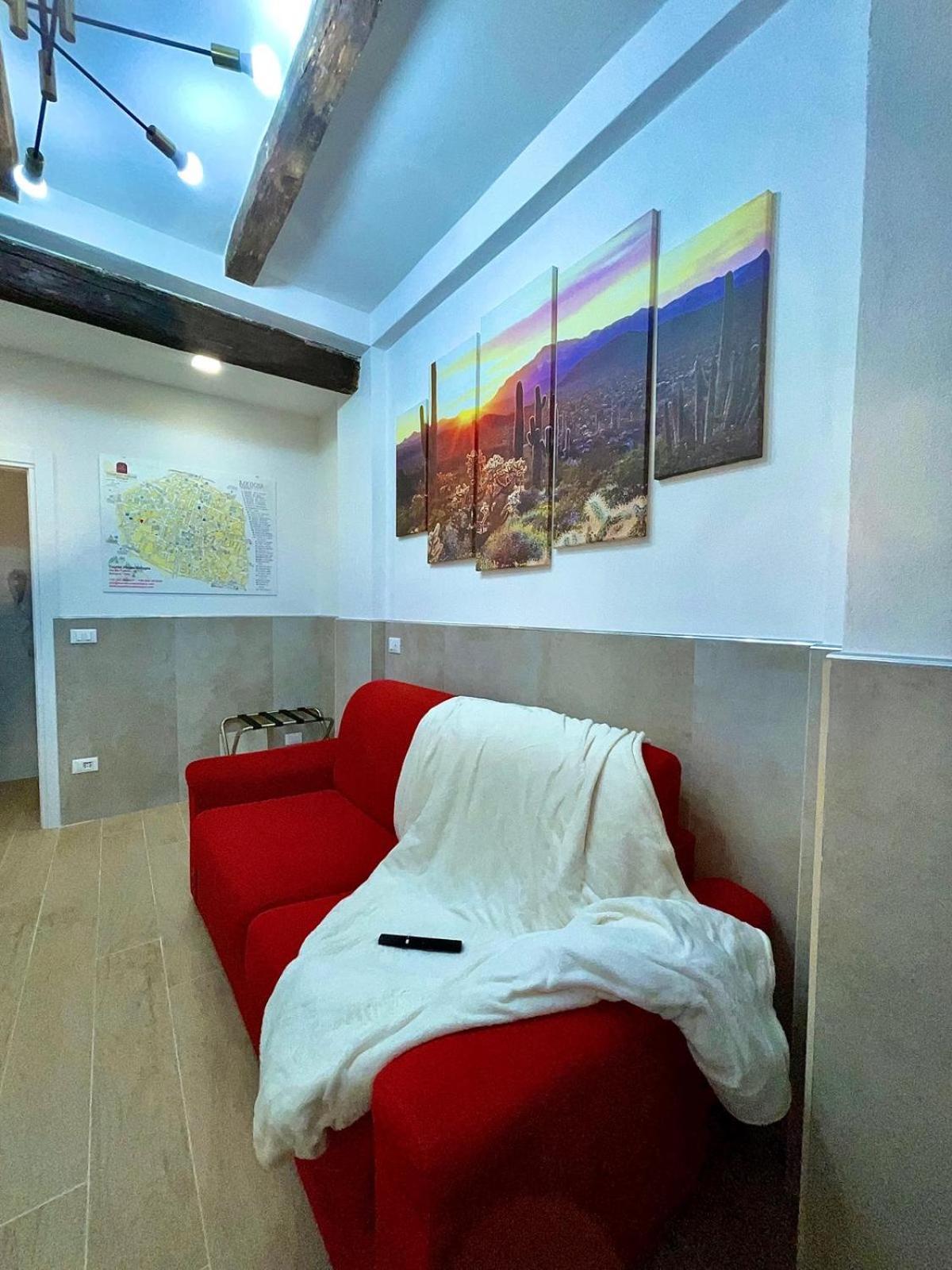 50 Tourist House Bologna - Pratello - Self Check-In Daire Dış mekan fotoğraf