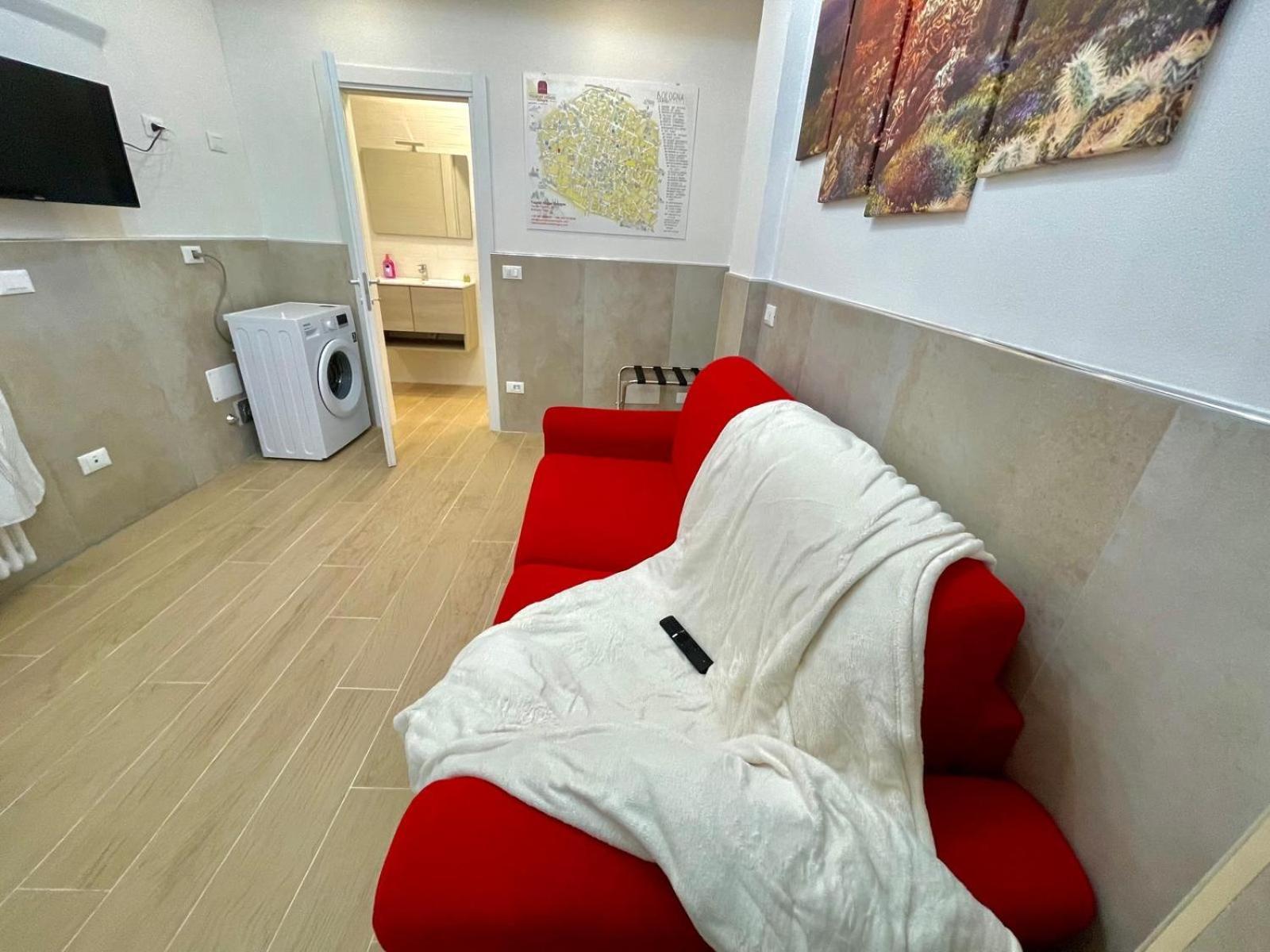 50 Tourist House Bologna - Pratello - Self Check-In Daire Dış mekan fotoğraf