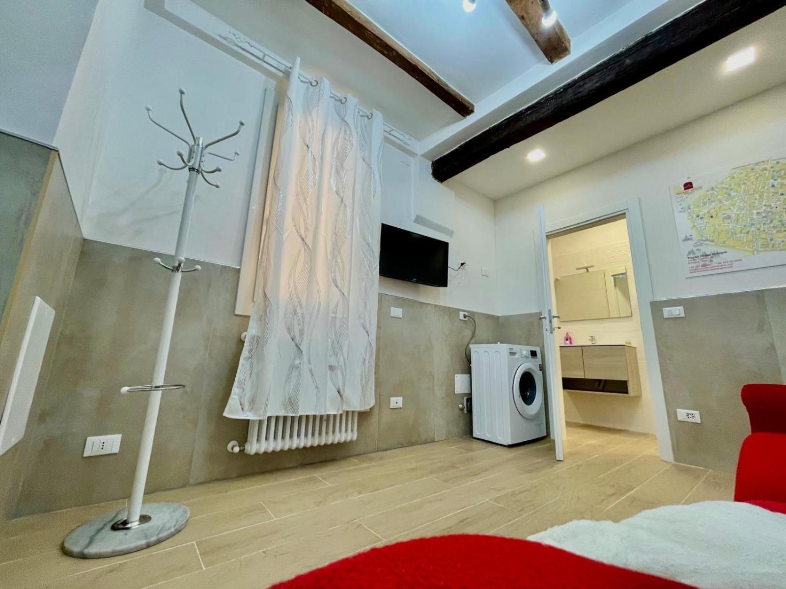 50 Tourist House Bologna - Pratello - Self Check-In Daire Dış mekan fotoğraf